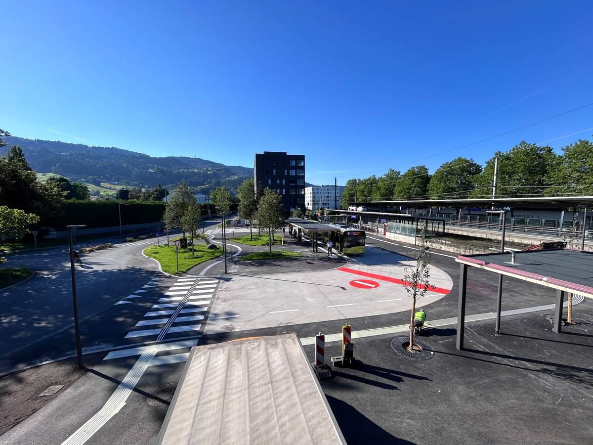 ÖBB Haltestelle Lochau, Neubau Vorplatz